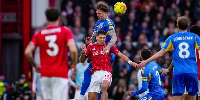 Soi Kèo Trận Leeds Vs Nottm Forest 7/2/2026 Lúc 3h00 - Ngoại Hạng Anh 1 Đánh giá phong độ gần đây của Leeds vs Nottm Forest